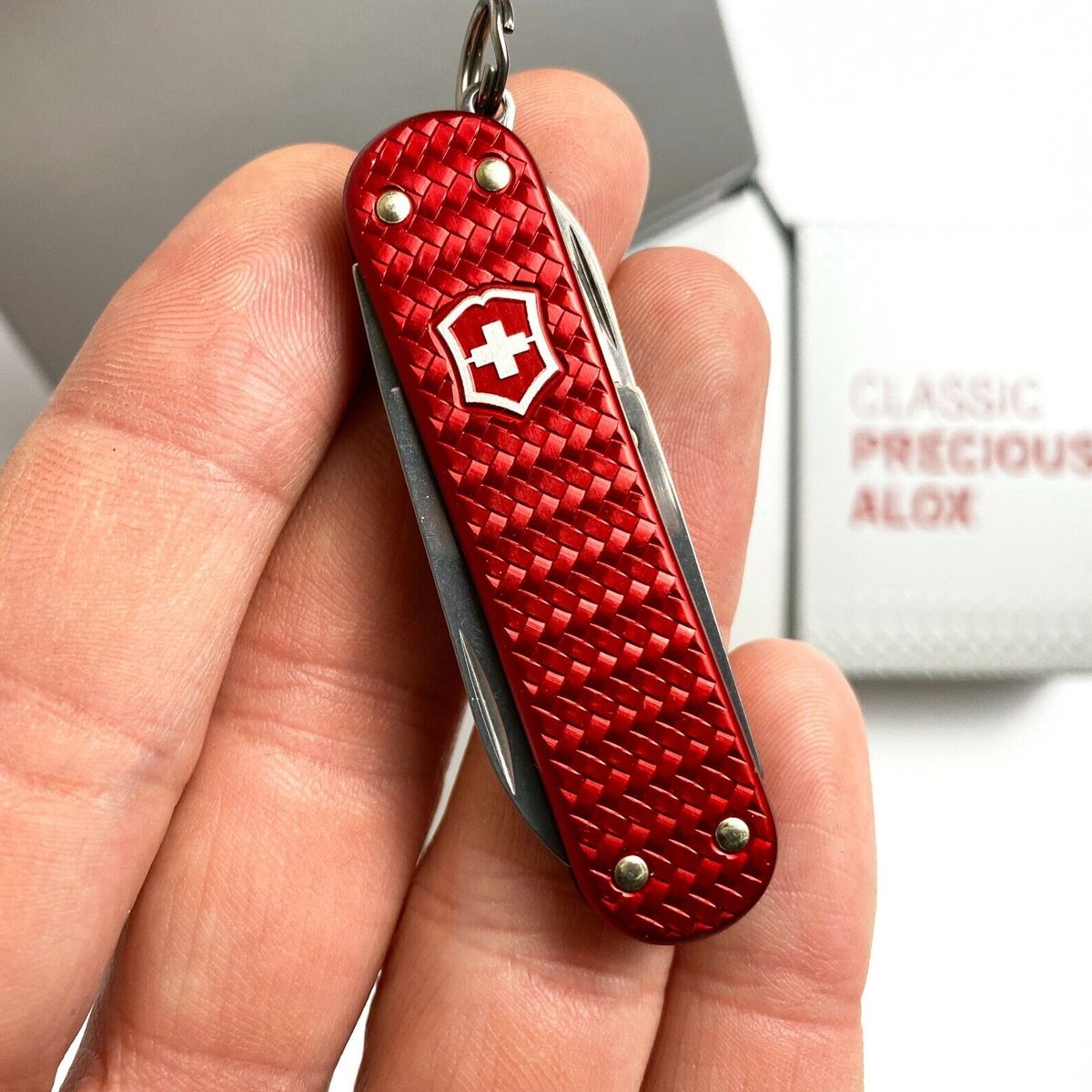  Dao Xếp Cắm Trại Đa Năng Victorinox Classic Precious Alox Collection 