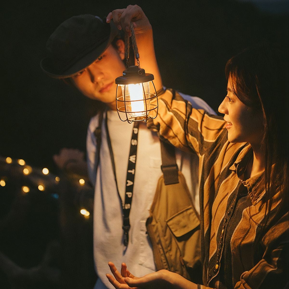  Đèn Led Cắm Trại Đa Năng NatureHike 