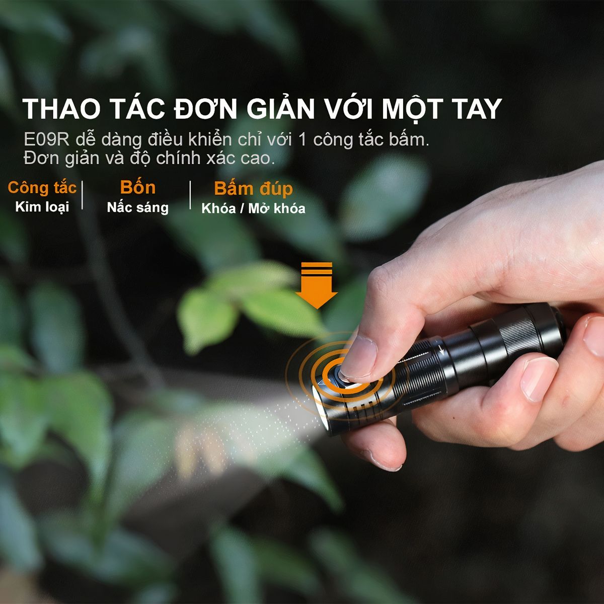  Đèn Pin Móc Khóa FENIX E09R Độ Sáng 600lm 