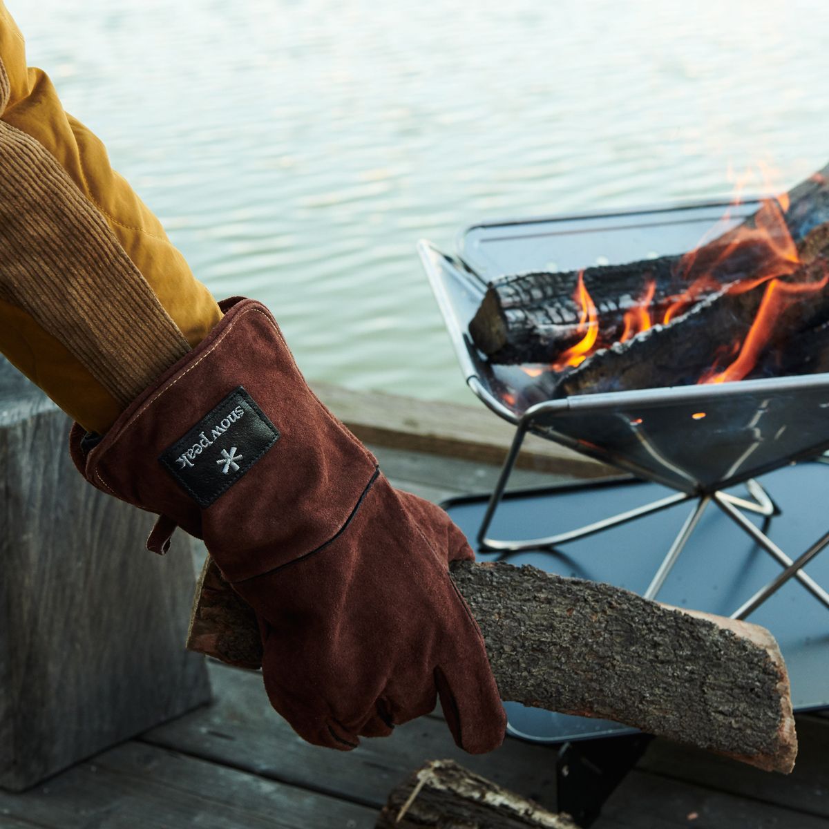  Găng Cắm Trại Du Lịch Tay Snowpeak Fire Side Gloves 