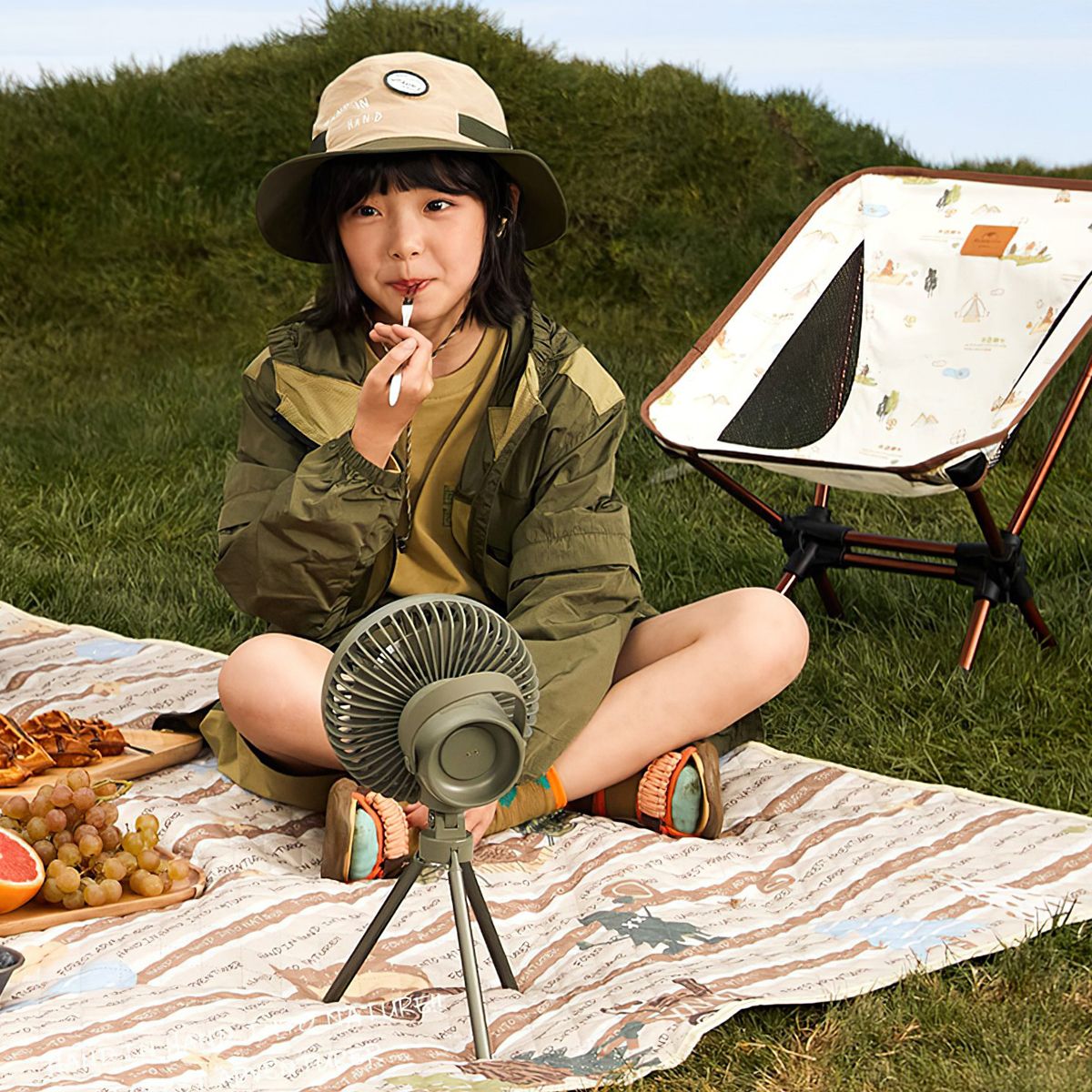  Ghế Cắm Trại Du Lịch Trẻ Em YL08 Mini Naturehike CNH22JU008 Yl08 Mini Moon Chair For Children 