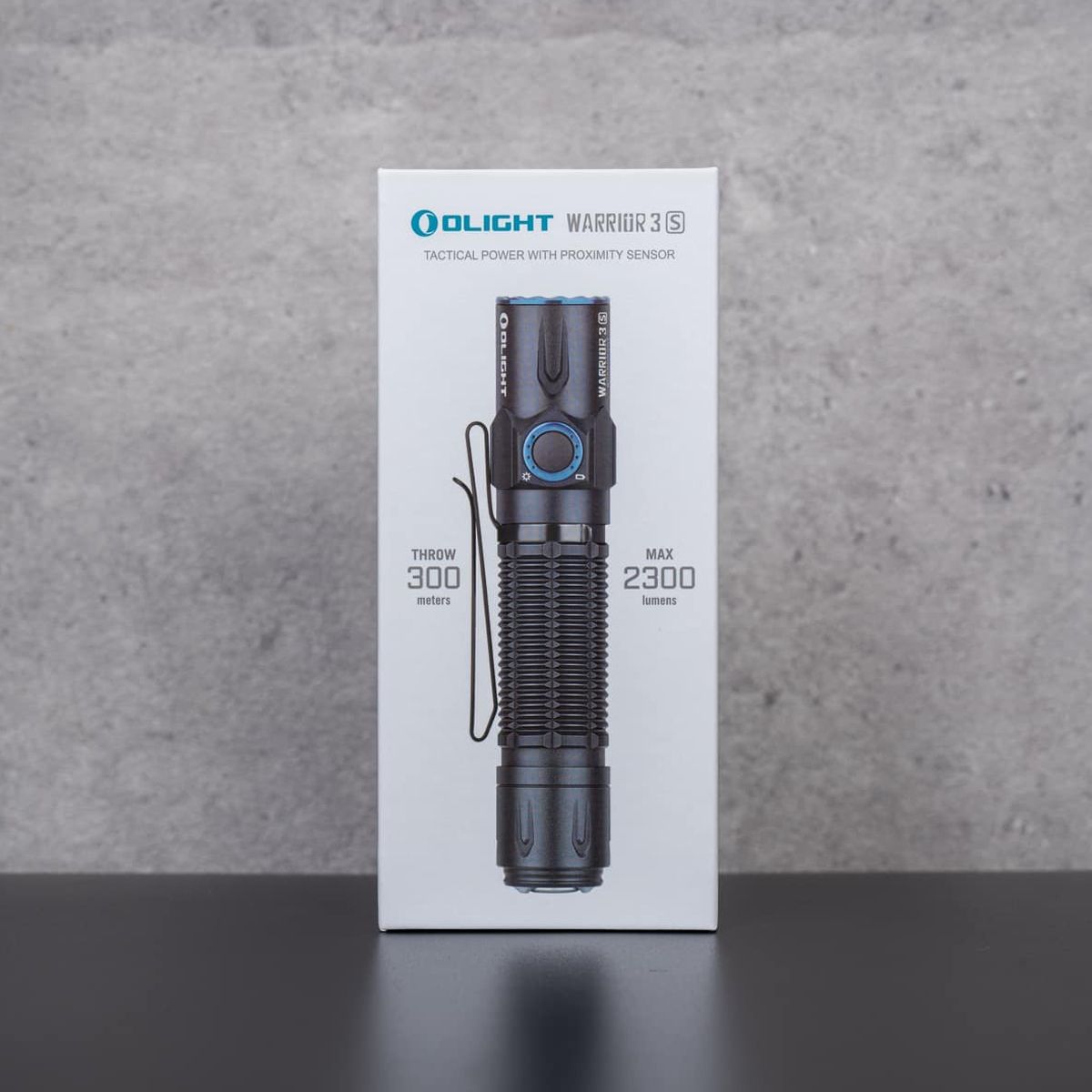  Đèn pin cắm trại OLIGHT WARRIOR 3S độ sáng 2300 lumen chiếu xa 300m 