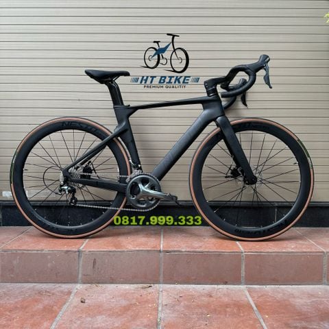  Xe đạp Road Carbon NESTO KANGAROO. Bộ chuyển động Shimano Tiagra 4700 20 tốc độ 
