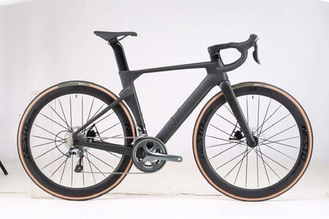  Xe đạp Road Carbon NESTO KANGAROO. Bộ chuyển động Shimano Tiagra 4700 20 tốc độ 