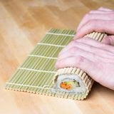  MARUKI- Khuôn cuộn sushi bằng tre cỡ lớn 