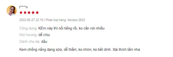 Người dùng nhận xét sản phẩm có mùi hương dễ chịu, dễ thấm, kiềm dầu, không bết dính.