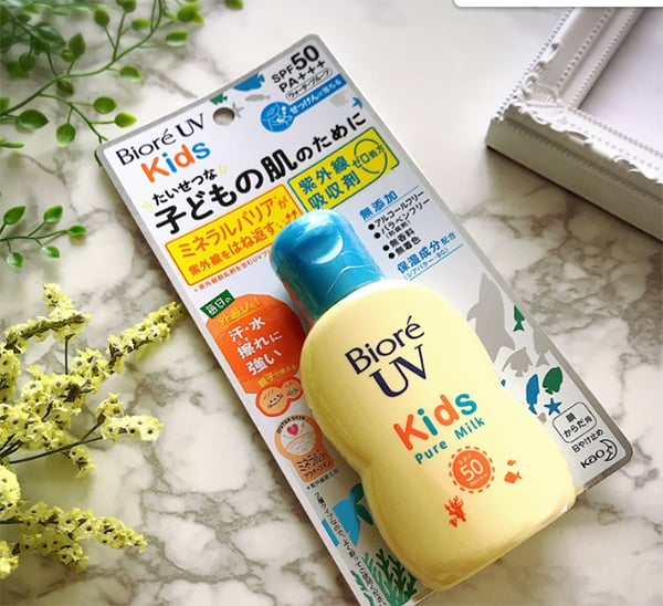 Kem chống nắng Biore UV Kids Pure Milk SPF50 70ml đã thay đổi mẫu từ năm 2020.