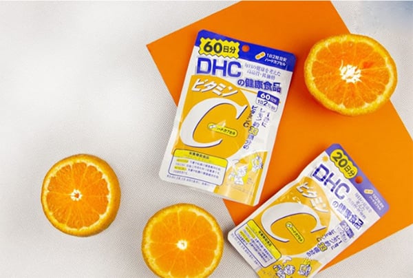 Vitamin C DHC và cam