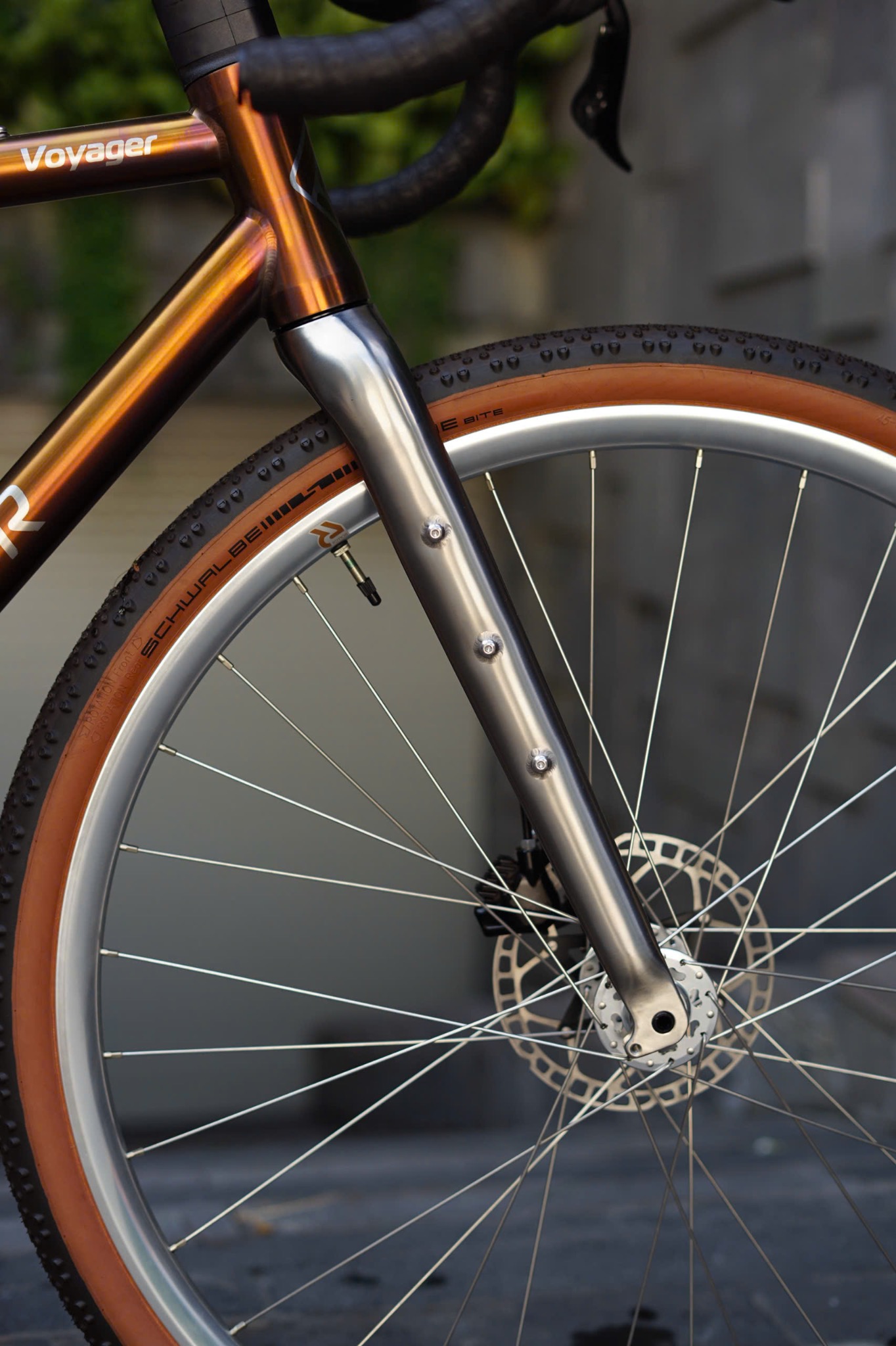 PHUỘC TITANIUM - TRIONEER _ 700 X ( MAX 50C )