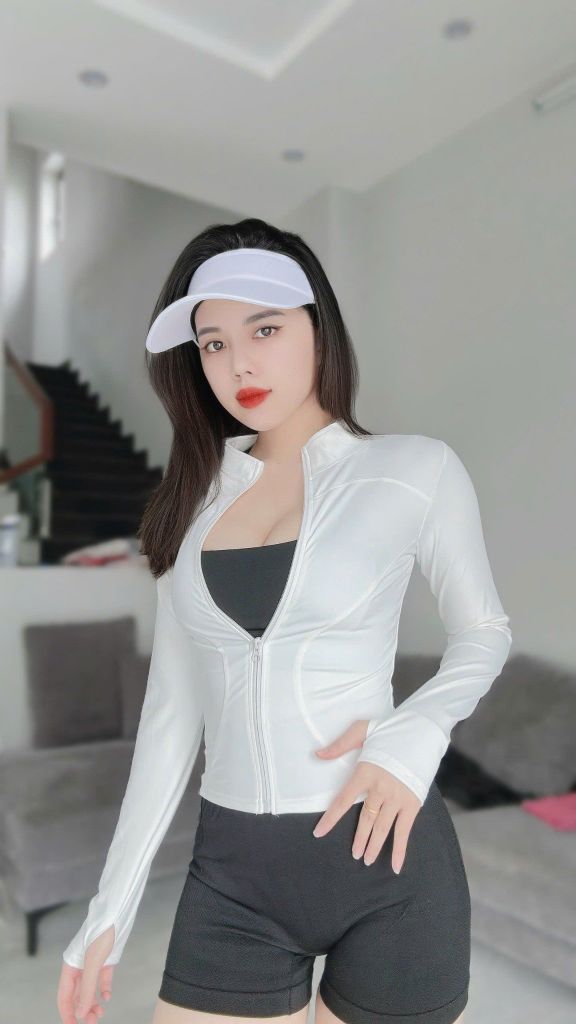 Áo Khoác Thể Thao Nữ UNIQ Vải Thoáng Khí Tay Dài Xỏ Ngón Chống Nắng UV