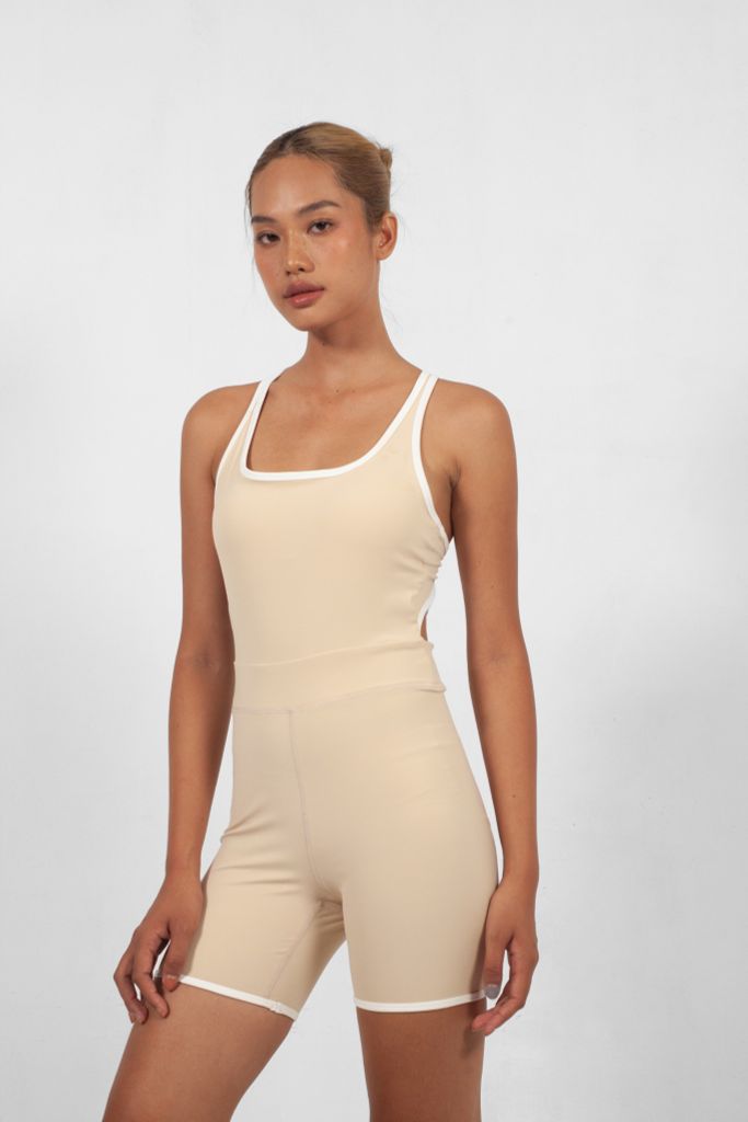 UniqFit Set Jumpsuit Đùi  Cool Peel Viền Trắng Lưng Chữ X