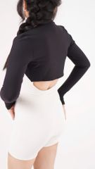 Áo Khoác UNIQ Nửa Lưng Thể Thao Nữ Thoáng Khí Tay Dài Xỏ Ngón