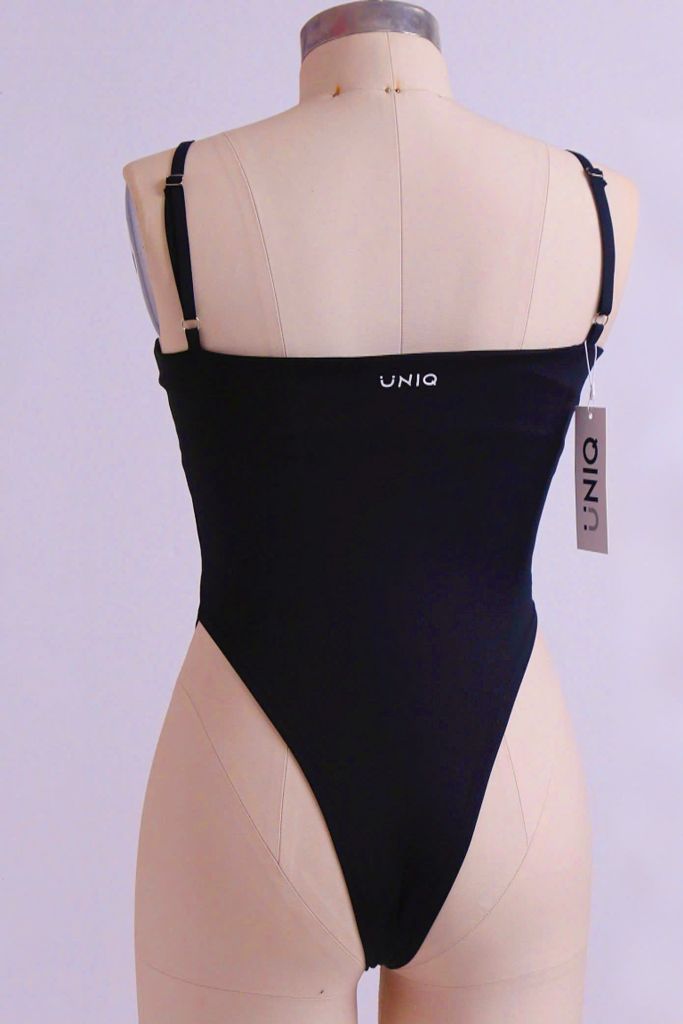 Jumpsuit Đùi Gym Yoga Nữ UNIQ Một Mảnh Hai Dây Cổ Vuông