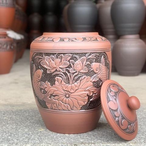  Quà tặng cao cấp Hũ gạo tài lộc chất liệu gốm mộc khắc Cá Chép Hoa Sen dung tích 30 lít 