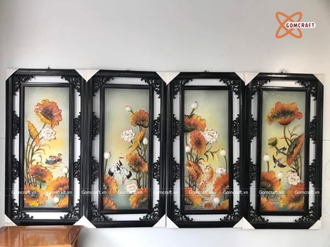  Tranh Gốm Tứ Quý Bát Tràng men màu đắp nổi tứ cảnh sen vàng kích thước 50 x 115 cm khung gỗ thông 