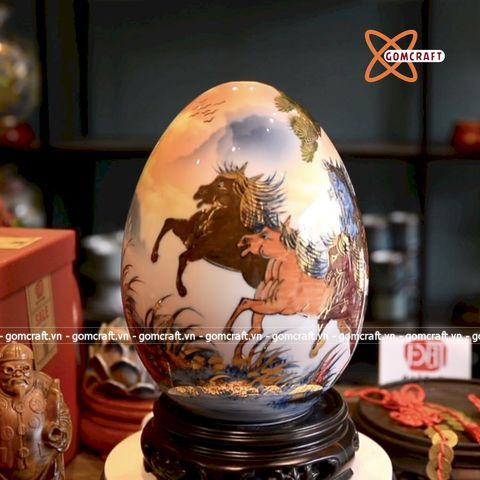  Trứng gốm phong thuỷ vẽ vàng 24k – Mã đáo thành công 30cm 