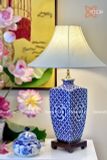  Quà Sinh Nhật | Đèn trang trí phòng ngủ Gốm sứ Bát Tràng vuốt tay men lam vẽ kín cao 58cm 