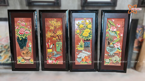  Tranh Gốm Tứ Quý Bát Tràng Cổ Đồ Phú Quý men màu đắp nổi kích thước 45 x 95 cm khung gỗ thông 