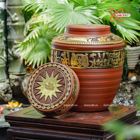  Quà tặng Bố Chum sành đắp nổi dát vàng Trống Đồng Âu Lạc dung tích 50l 