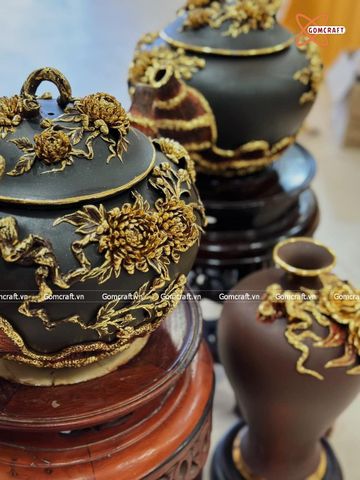  Ấm Tích Bát Tràng cao cấp đắp nổi dát vàng cao 32 cm 
