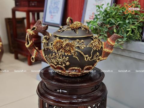  Ấm Tích Bát Tràng cao cấp đắp nổi dát vàng cao 32 cm 