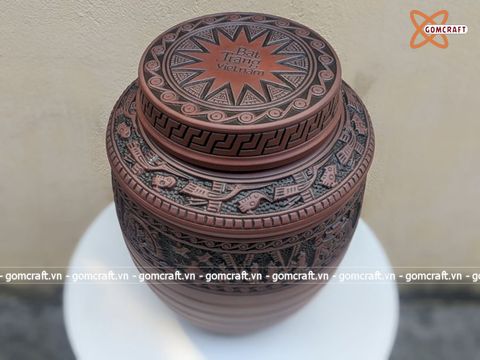  Quà tặng Bố Chum sành khắc nổi họa tiết Trống Đồng Đông Sơn dung tích 30 lít 