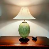  Quà Sinh Nhật | Đèn trang trí phòng ngủ Gốm sứ Bát Tràng vuốt tay khắc nổi Hoa Dây men xanh cao 56cm 