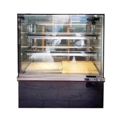 Tủ trưng bày bánh kính vuông 3 tầng 1m2 BERJAYA RCS12SB13-2FB