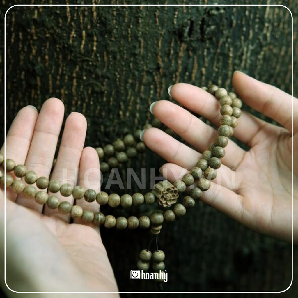 VÒNG TRẦM 108 HẠT CHARM SEN 7 LY