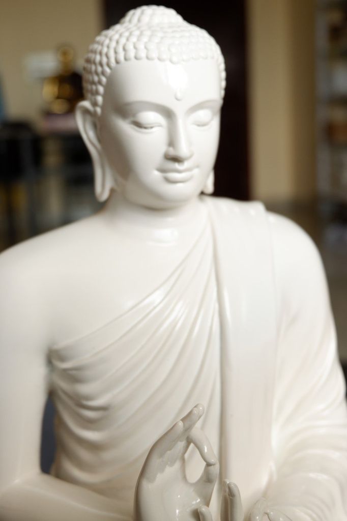 Tượng Phật Chuyển Pháp Luân