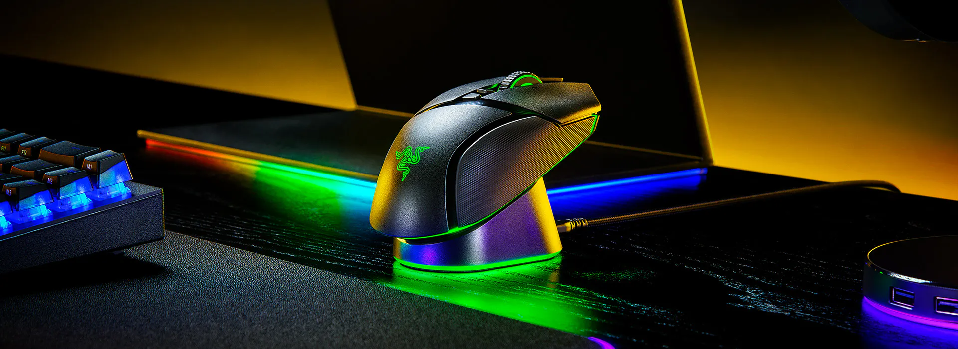 POWERED BY RAZER&nbsp;CHROMA&trade;&nbsp;RGB