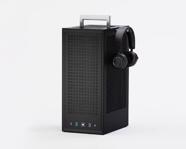 Case HYTE Revolt 3 - (ITX/Mini Tower)