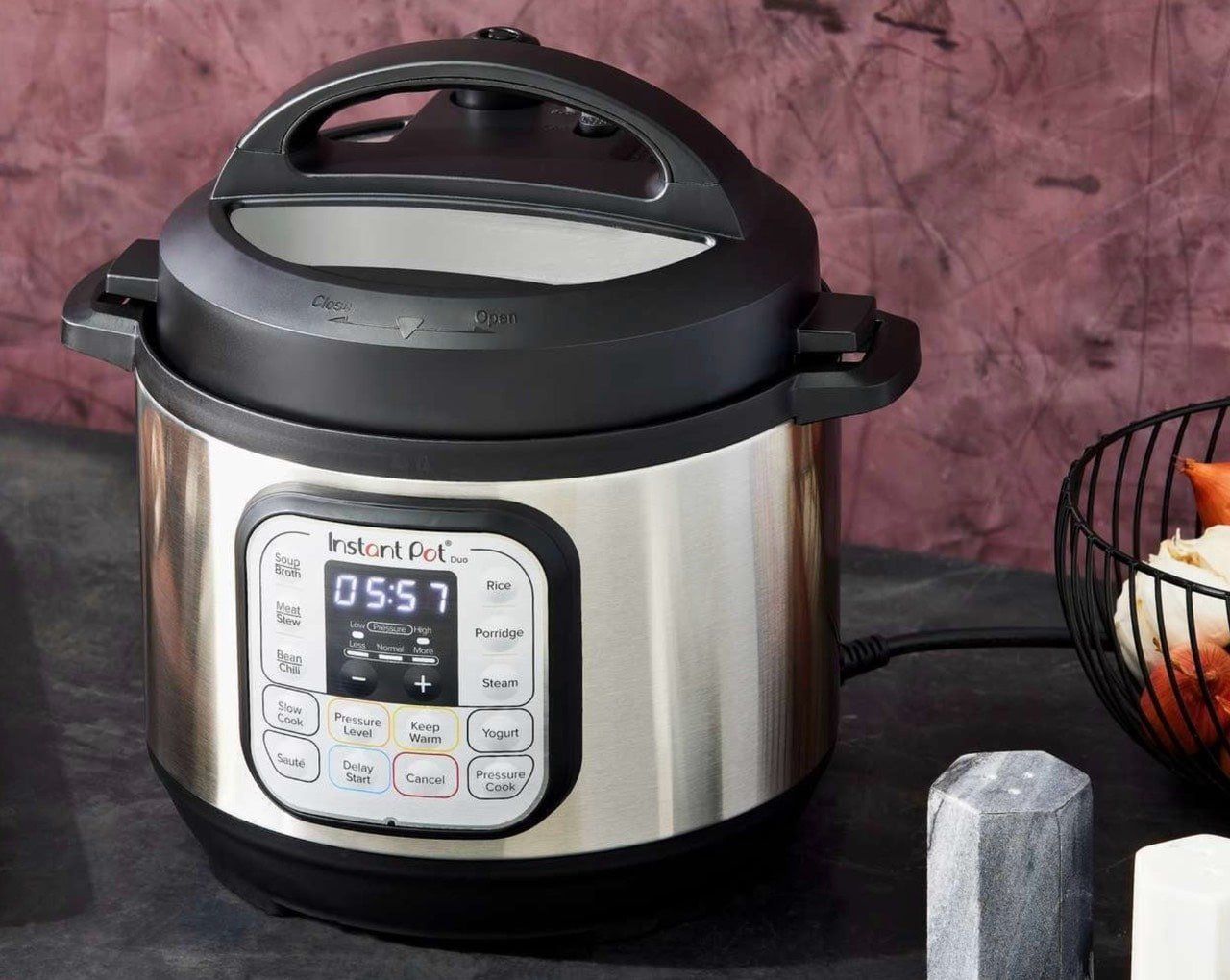  Nồi áp suất điện đa năng Instant Pot Duo v5 7in1 5,7L 