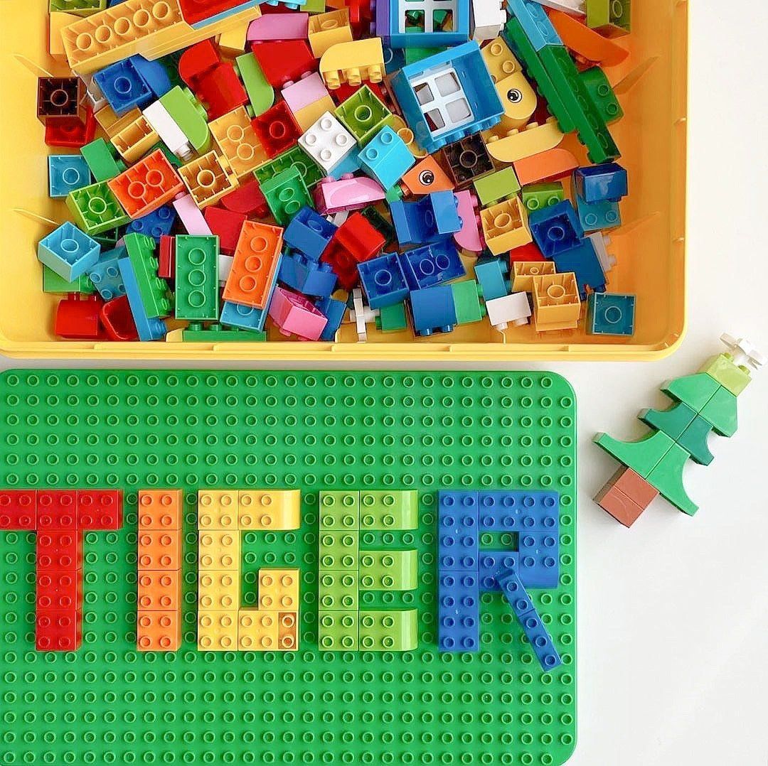  Set lego Tiger Block 160 chi tiết kèm bàn My Little Tiger 
