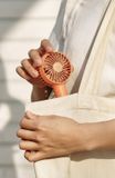  Quạt tích điện cầm tay LUMENA FAN C 
