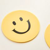  Đế lót cốc Silicone Smile chống trơn trượt 