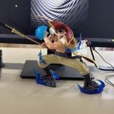  Mô Hình Tứ Hoàng One Piece Râu Trắng Edward Newgate Cầm Kiếm Size Nhỏ 14cm 