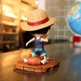  Mô Hình Luffy Hồi Nhỏ, Mặt Vui Nhộn Với Khúc Thịt Cao 15cm - Mô Hình One Piece 