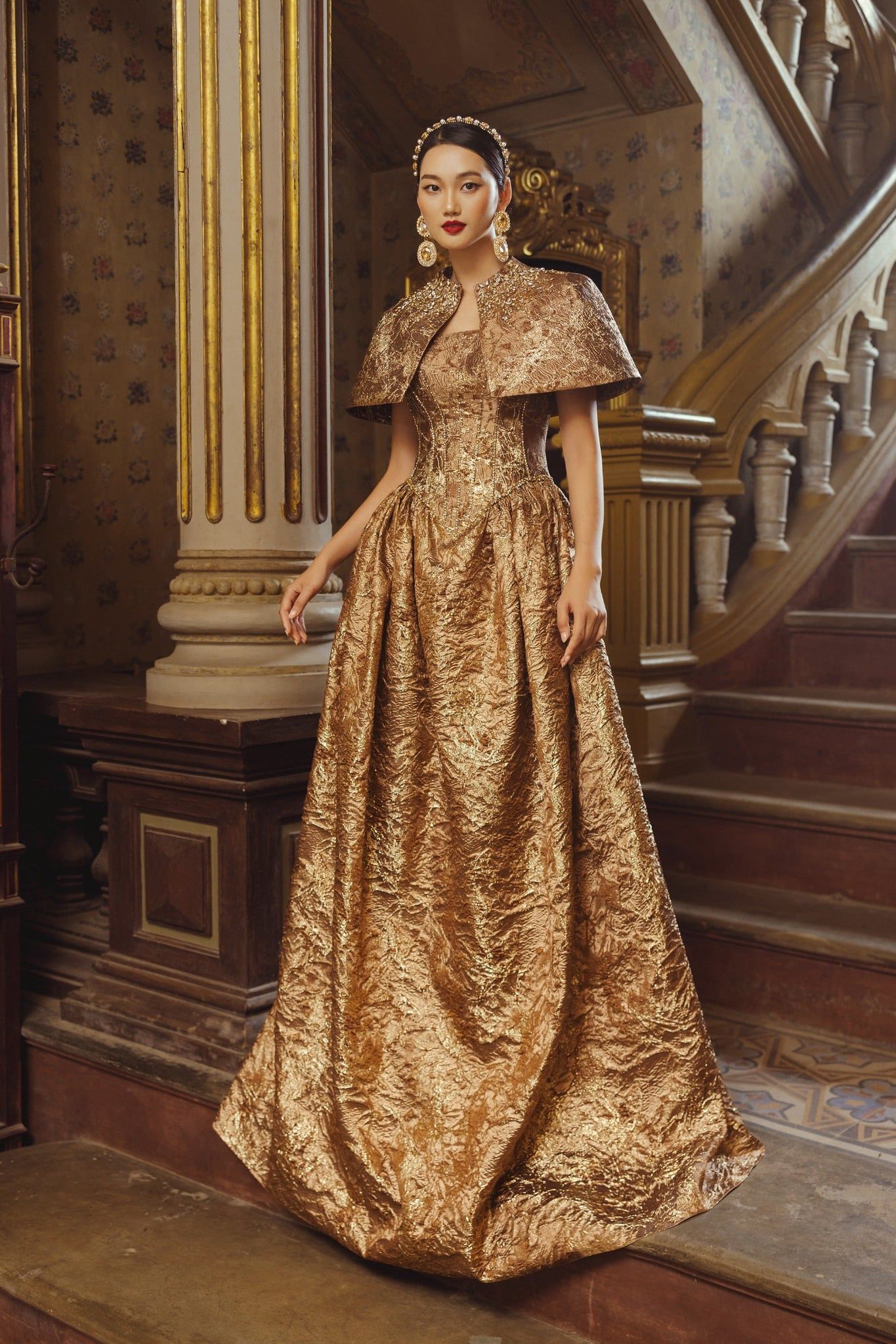  Đầm Regal Majesty 