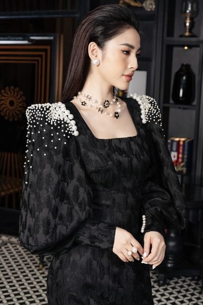  Đầm Stellaire 