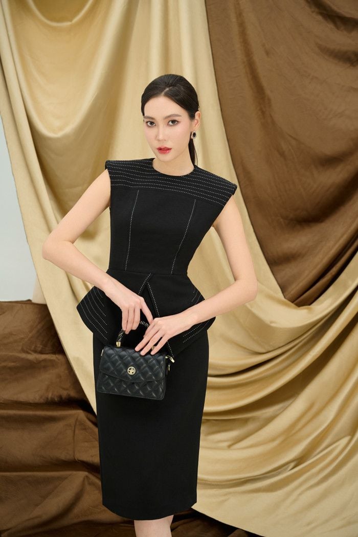  Đầm Reva 