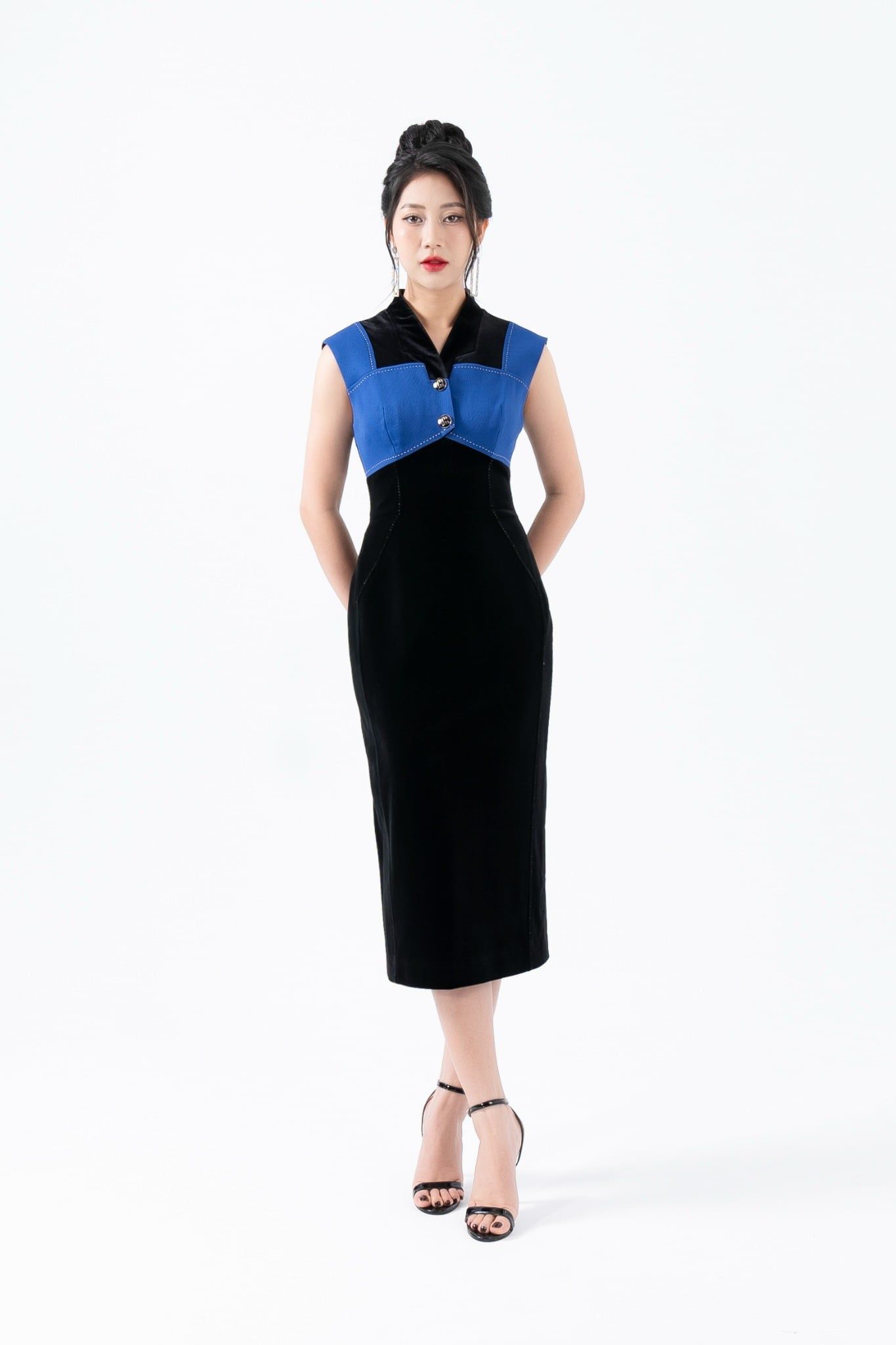  Đầm Kamelia 