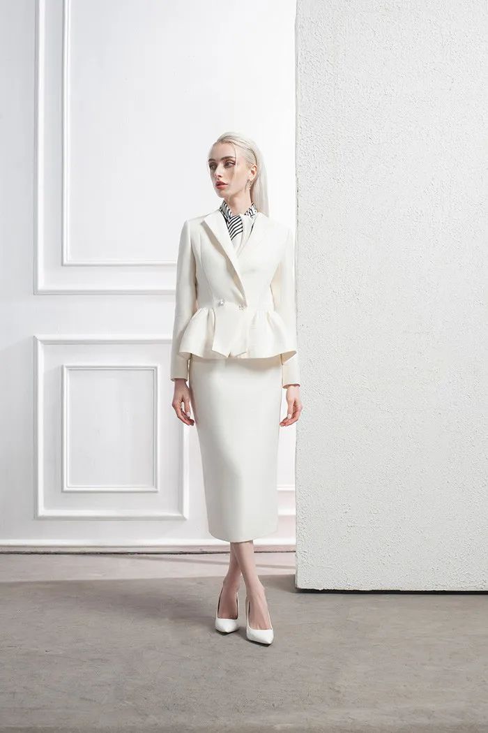  Áo Khoác Peplum Coat 