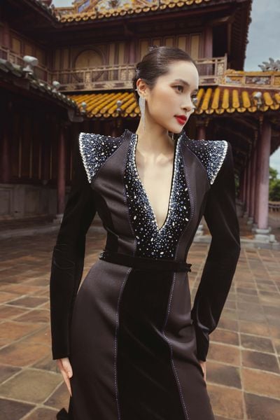  Đầm Divine Allure 