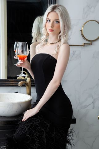  Đầm Alavda 