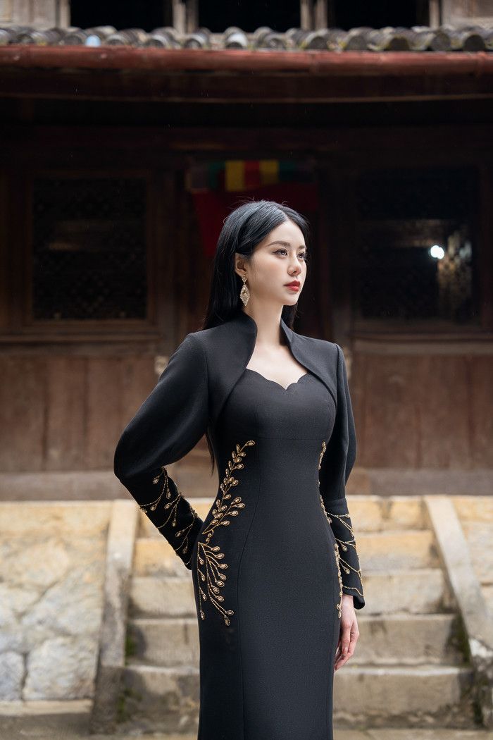  Đầm Tiaran 