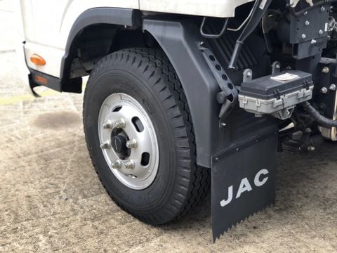 JAC N800S PLUS ĐỘNG CƠ CUMMINS 8 TẤN