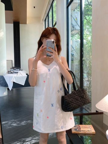  Váy LV Long Sundress With Babydoll Style Patterns 