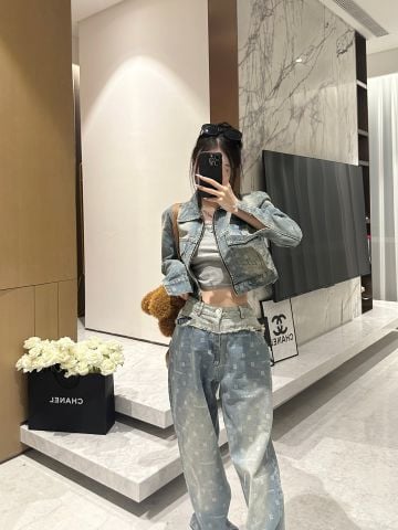  Set Givenchy Denim Jacket Wide Leg Jeans 
