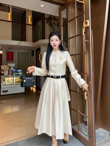  Váy Prada 24SS Double Breasted Short Sleeved Suit Jacket And Skirt 